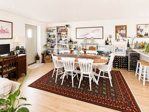 Dining Area- click for photo gallery